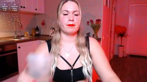 Snapshot of vip_juicy chatting on February 26, 3:21 pm VelvettTime online show from February 26, 3:21 pm