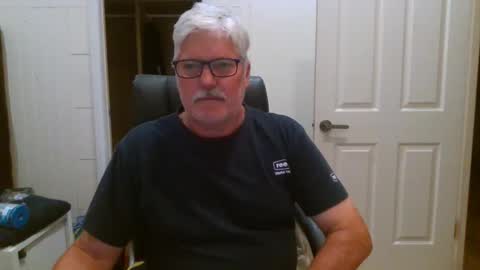 viper654321 online show from October 16, 7:52 am