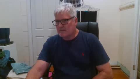 viper654321 online show from December 10, 7:37 am