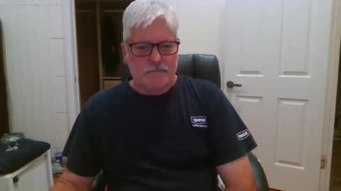 viper654321 online show from September 26, 7:49 am