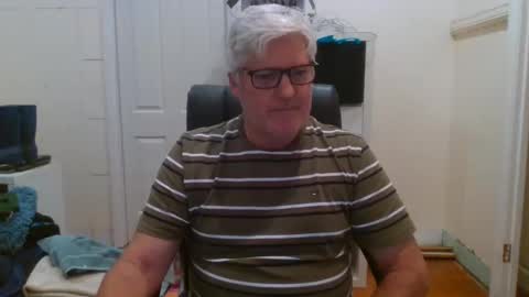 viper654321 online show from December 3, 9:06 am