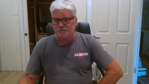 viper654321 online show from March 3, 7:26 am