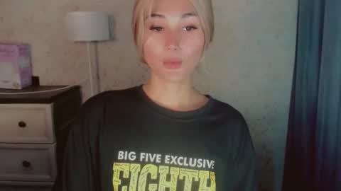 Pearl online show from April 19, 3:51 am