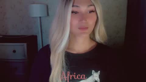 Pearl online show from April 15, 9:34 am