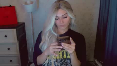 Pearl online show from February 18, 8:14 am