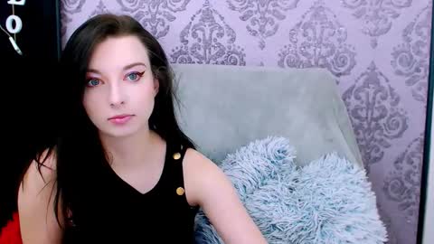 VirginLuna online show from February 23, 8:33 pm