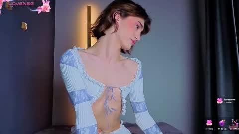 Snapshot of vitahoins chatting on October 24, 8:53 pm vitahoins online show from October 24, 8:53 pm