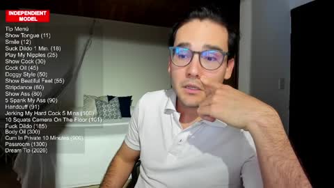 Vito Ferrer online show from March 30, 9:04 pm