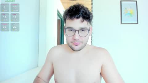 Vito Ferrer online show from October 28, 7:37 pm