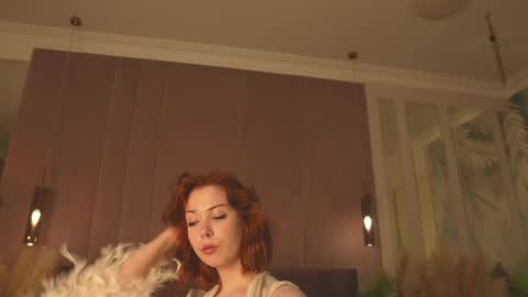 vivi_west online show from April 26, 5:10 pm