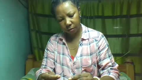 viviane0812 online show from February 15, 12:48 pm