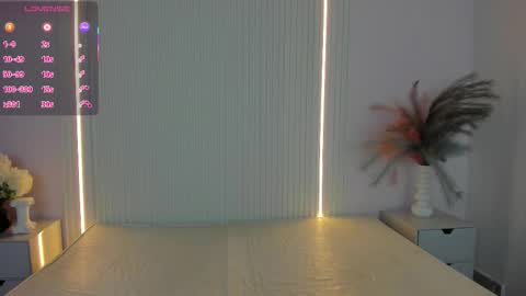 vivianowen9 online show from March 23, 12:21 pm