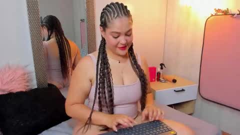 Snapshot of viviansantana chatting on September 16, 12:40 pm Vivian online show from September 16, 12:40 pm