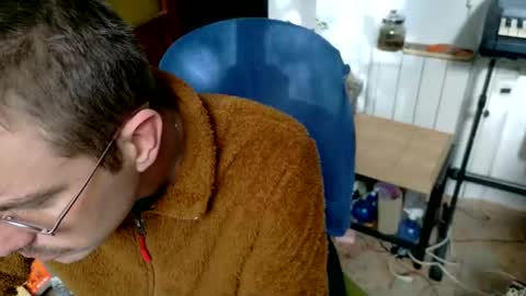 Viv online show from December 22, 12:23 pm