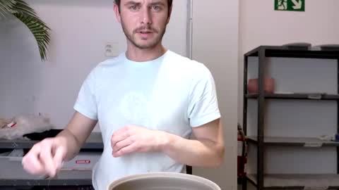 Viv online show from February 28, 8:50 pm