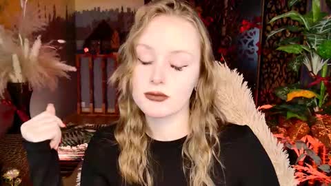 Vivien online show from February 13, 9:01 am