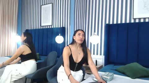 Vivian  online show from October 27, 12:49 pm