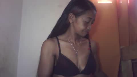 vixen_lina online show from April 7, 7:32 am