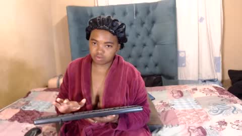 vixenbaddiex online show from July 20, 8:32 pm