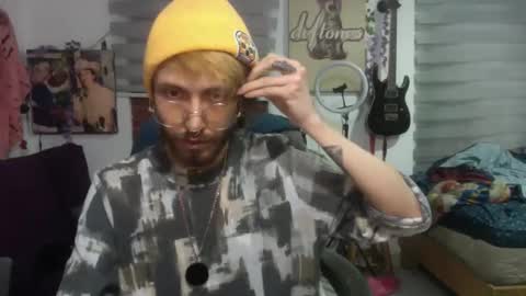 vl21cm online show from April 13, 11:03 am