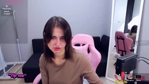 Vladlena online show from October 20, 6:40 am