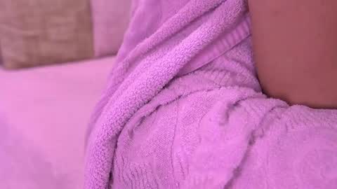 Violeta online show from April 8, 3:20 am