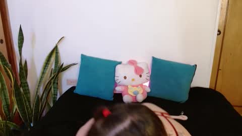 kitty SUPORT ME AND MY BABY SINGLE MOMY online show from December 15, 8:05 pm