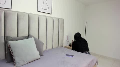 Snapshot of wadjett chatting on September 22, 1:26 pm Laia Emmy online show from September 22, 1:26 pm