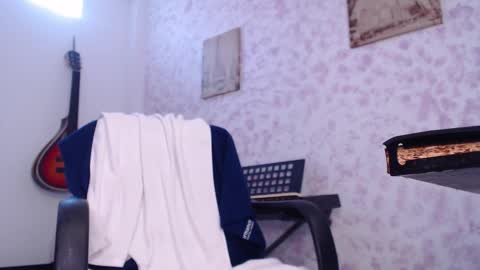 John online show from November 10, 8:22 pm