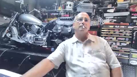 Snapshot of wakesblowinclouds chatting on September 30, 6:51 pm wakesblowinclouds online show from September 30, 6:51 pm