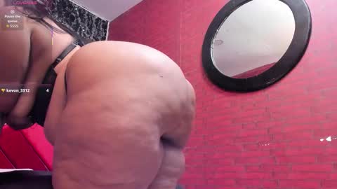 waleska   online show from March 19, 12:32 pm