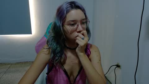 Wanda online show from March 19, 12:21 pm