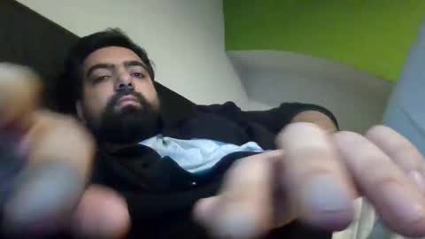 wankistani11 online show from December 10, 3:33 pm