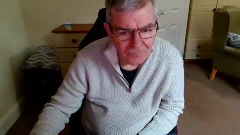 Snapshot of wanttobefree22 chatting on October 20, 1:05 pm wanttobefree22 online show from October 20, 1:05 pm