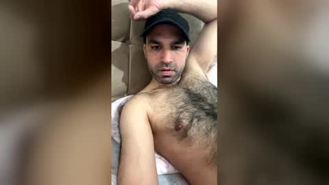 waqasshaukat762 online show from April 18, 7:07 pm