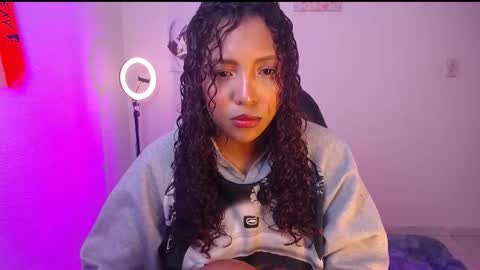 EMILY online show from January 19, 7:07 am