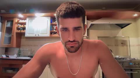 wearetwo online show from February 15, 6:04 am