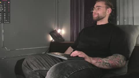 Wayne online show from December 18, 4:41 am