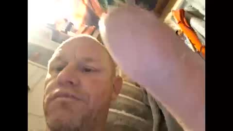 wcnmail24 online show from December 22, 3:33 pm