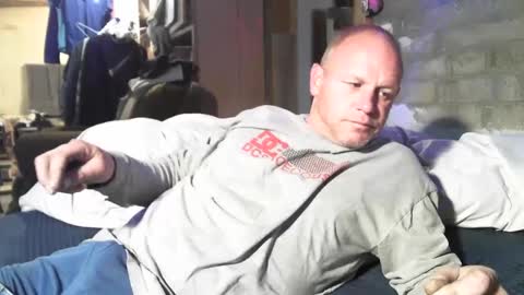 wcnmail24 online show from March 2, 2:32 pm