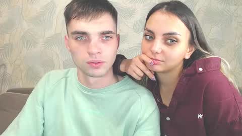 Lia and Artur online show from December 4, 5:45 pm