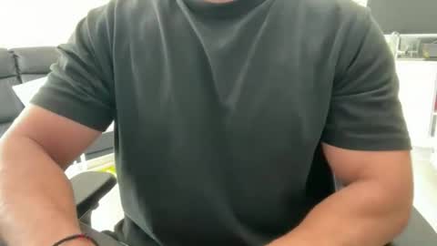 Weapon X online show from April 21, 1:42 am