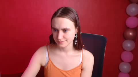 Snapshot of wendy_say_ chatting on February 25, 11:26 pm Wendy online show from February 25, 11:26 pm
