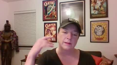 WendyCU online show from April 9, 4:49 am