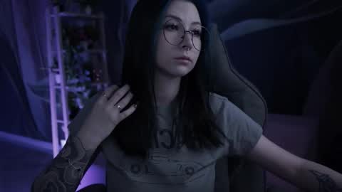 little girl who is always rightLisa online show from October 27, 1:38 am