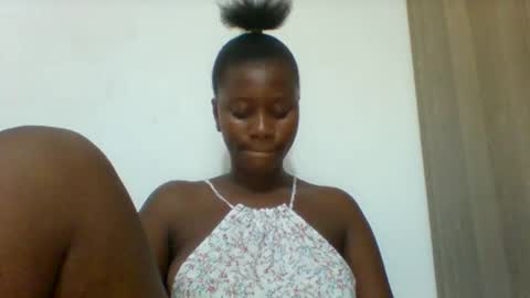 wet_pussieyy online show from March 30, 2:06 pm