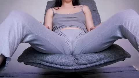 Beatrice Moan from LovenseWet from Tip MenuOpen for Private online show from May 30, 8:07 pm