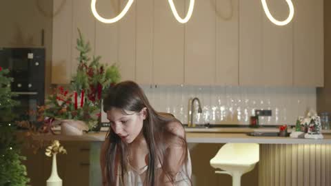 Naomi online show from December 21, 2:40 am