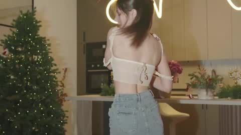 Naomi online show from January 9, 2:17 am