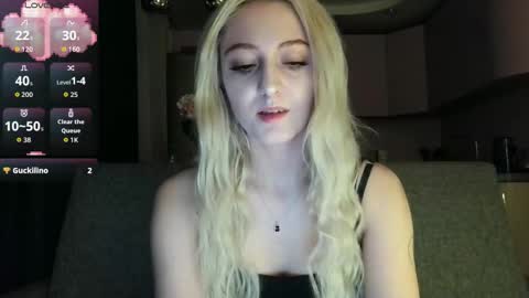 Lina online show from October 18, 6:56 pm